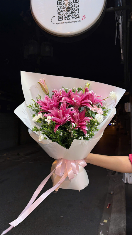 Lily Size Trung