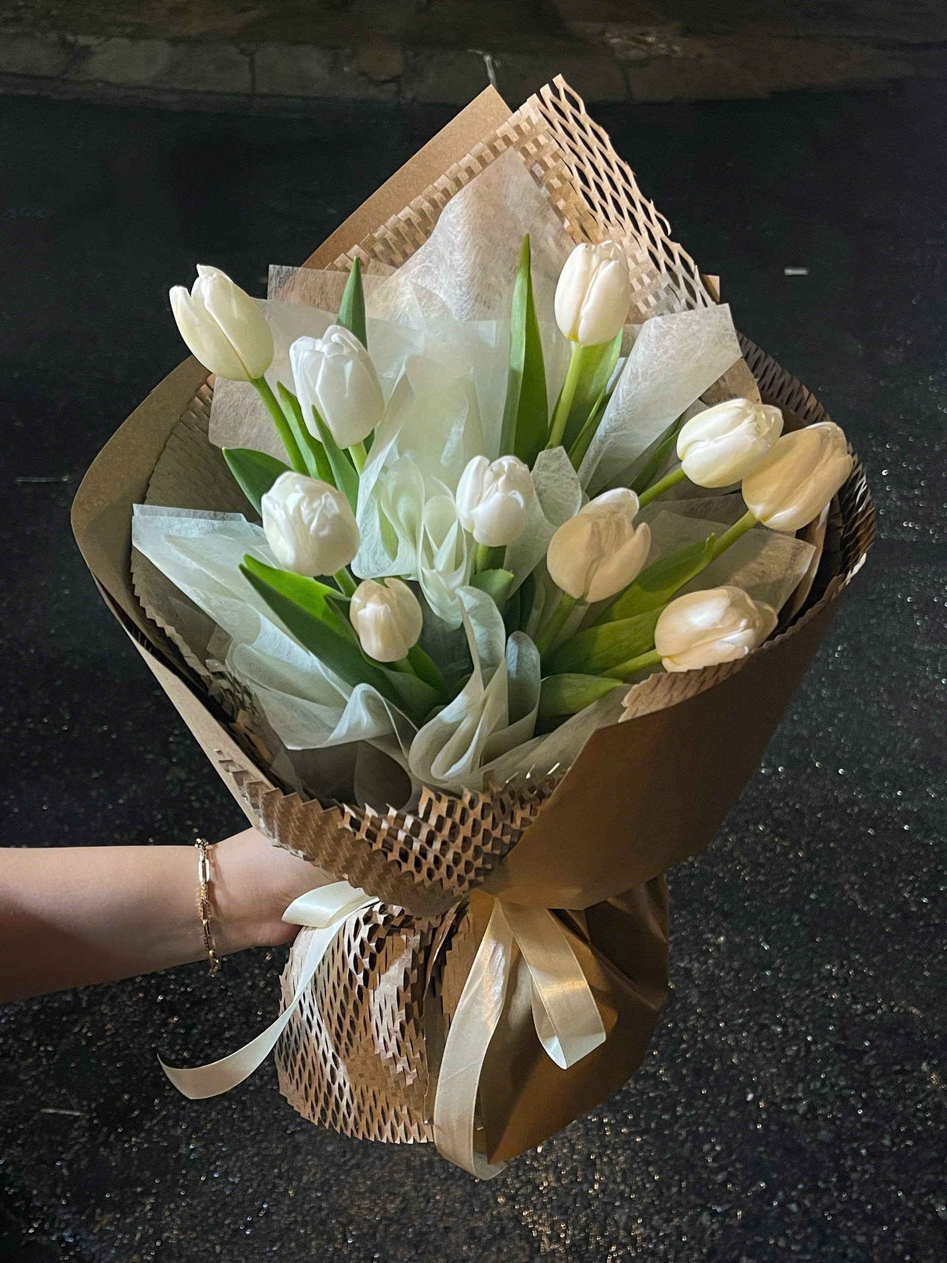 Tulip Trắng Đơn Giản 11 5