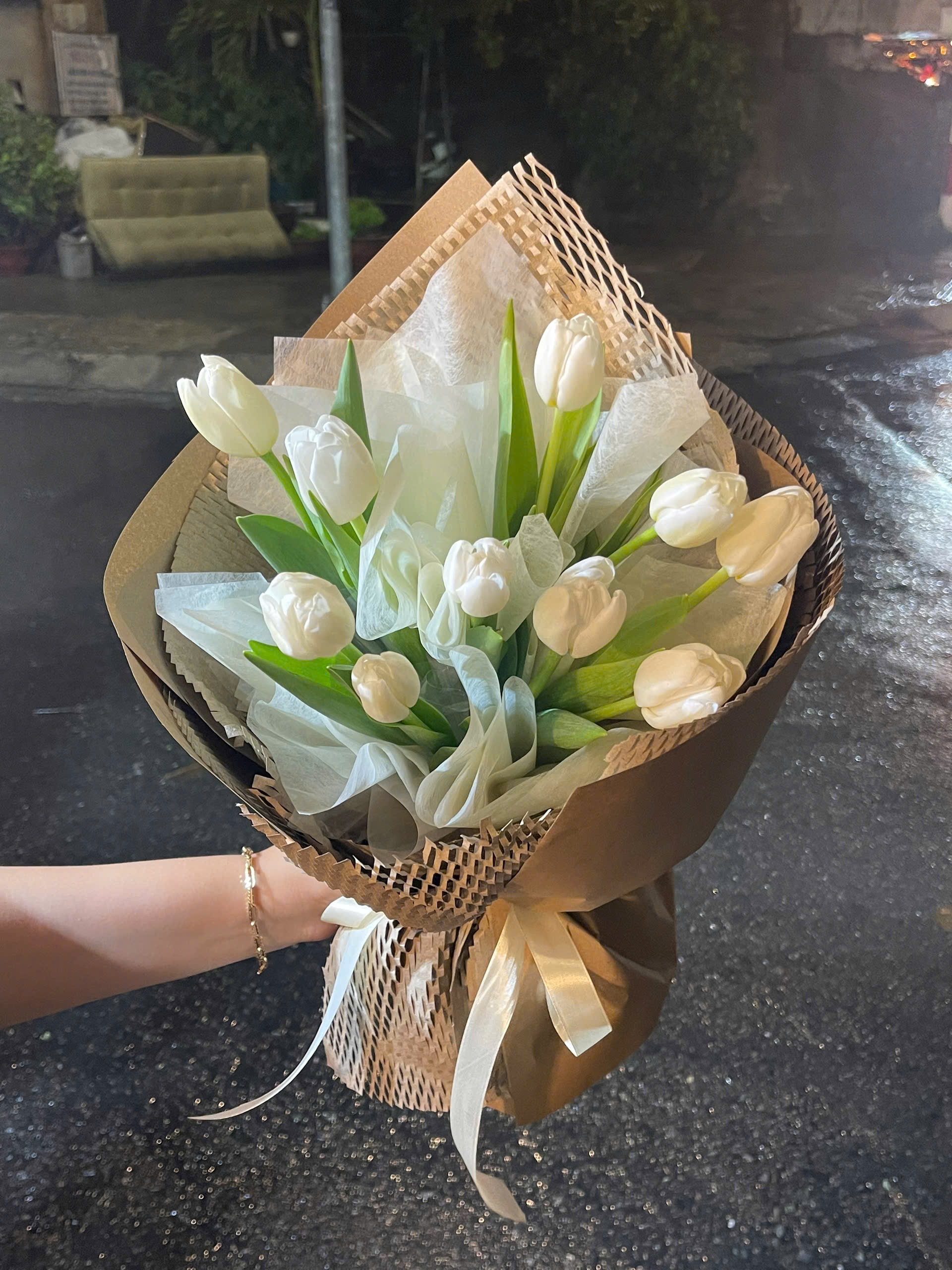 Tulip Trắng Đơn Giản 11 3